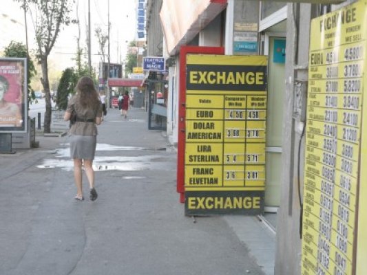 Cursul euro sare la maximul ultimelor 60 de zile